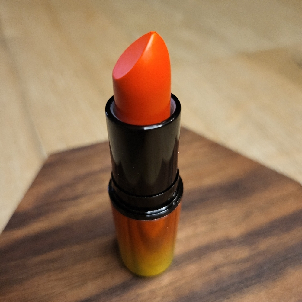 Mac Cosmetics Amplified Creme Lipstick Morange Discontinued